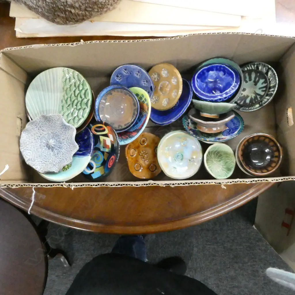 SMALL STUDIO POTTERY DISHES Image 1++