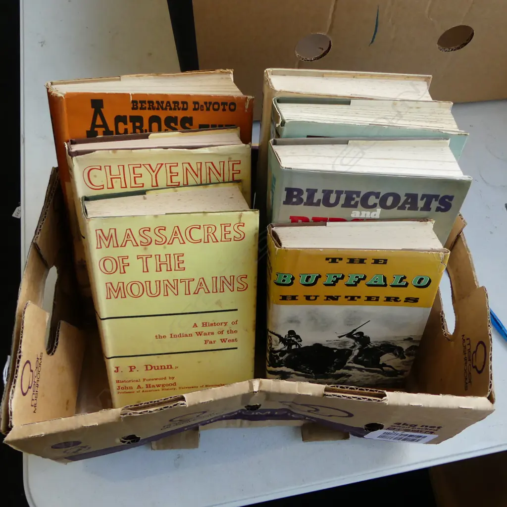 7 BOOKS RELATING TO THE AMERICAN WEST Image 1++