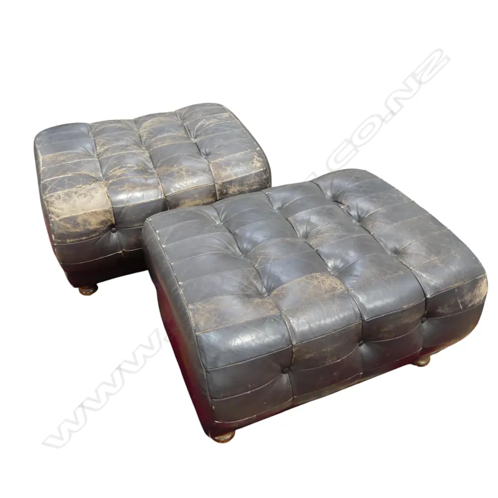 PR LEATHER OTTOMANS 680x580x400mm Image 1++