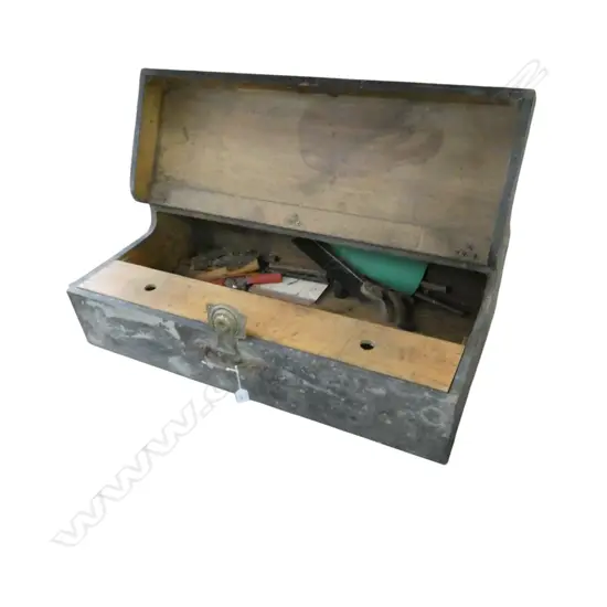 VINTAGE CABINET MAKERS FITTED TOOL CHEST w. ASST. TOOLS etc 890x510x240mm