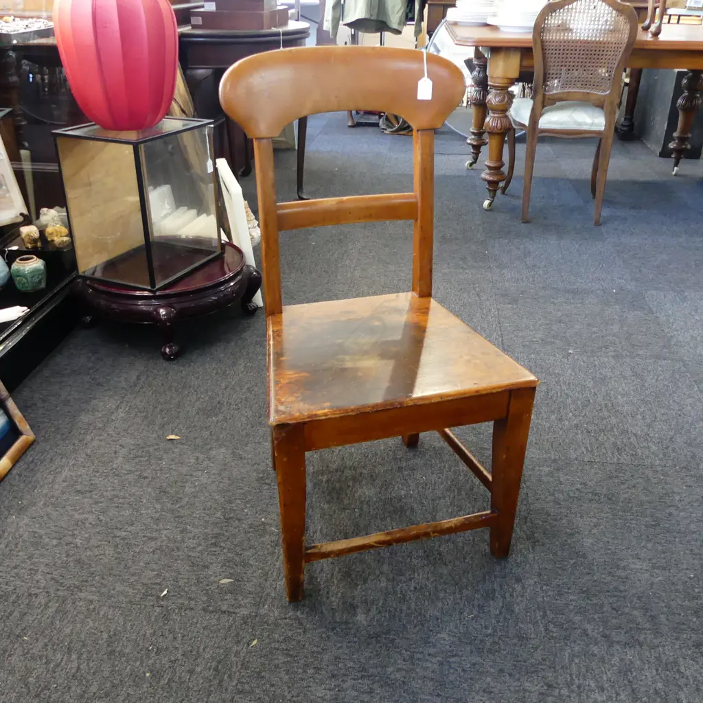 VINTAGE N.Z. TIMBER CHAIR H.870mm Image 1++