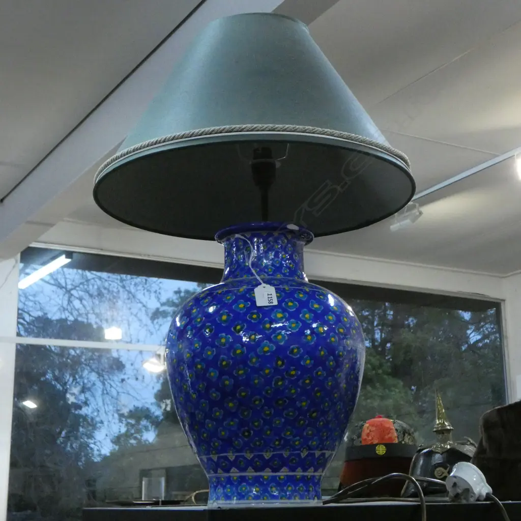 CERAMIC TABLE LAMP, PERSIAN PATTERN H610mm chip & repair Image 1++