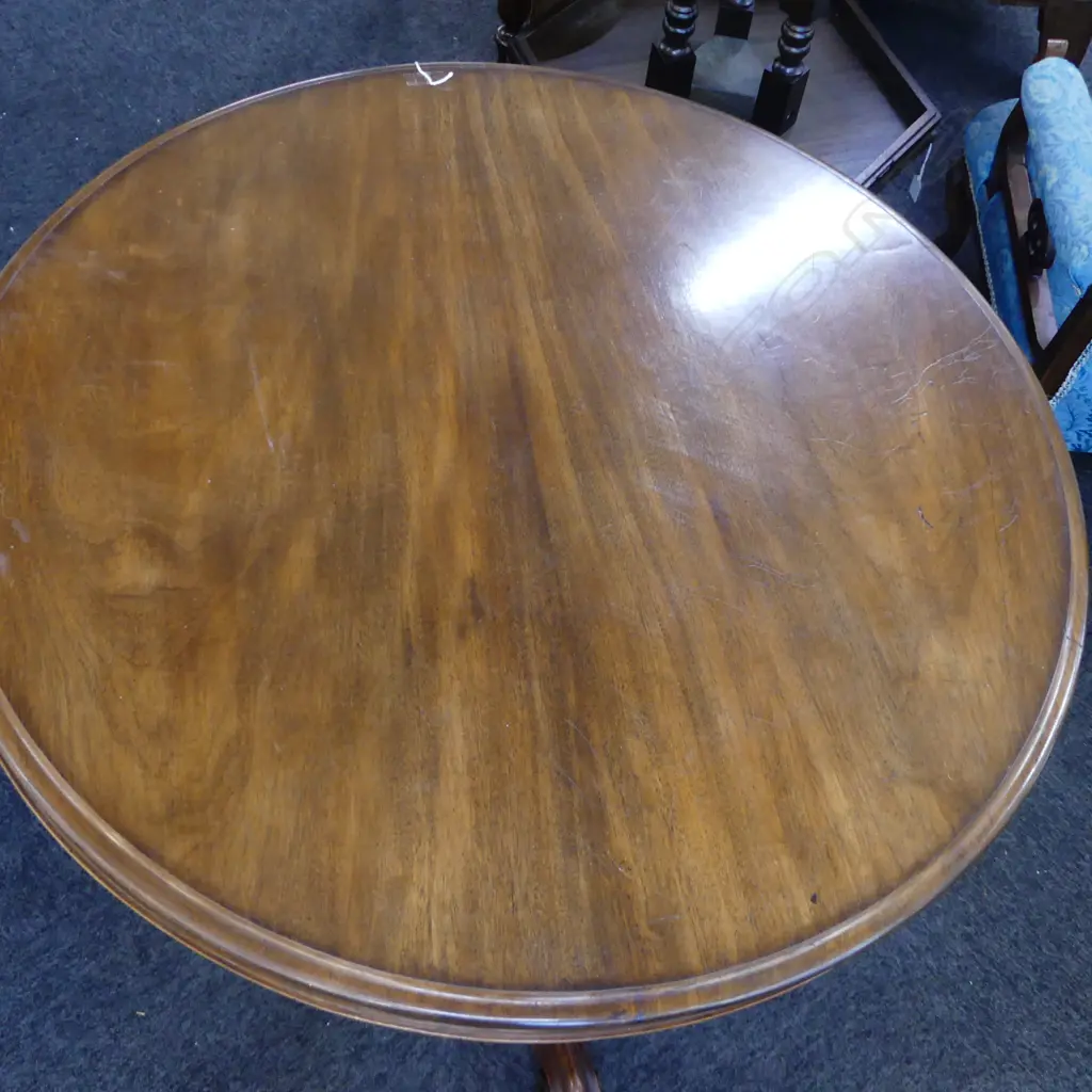 VICTORIAN MAHOGANY SUPPER TABLE 1050mm dia Image 1++