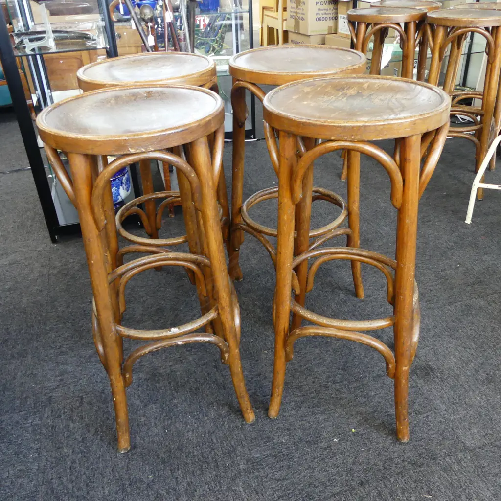 SET OF FOUR BENTWOOD STOOLS H.790mm Image 1++