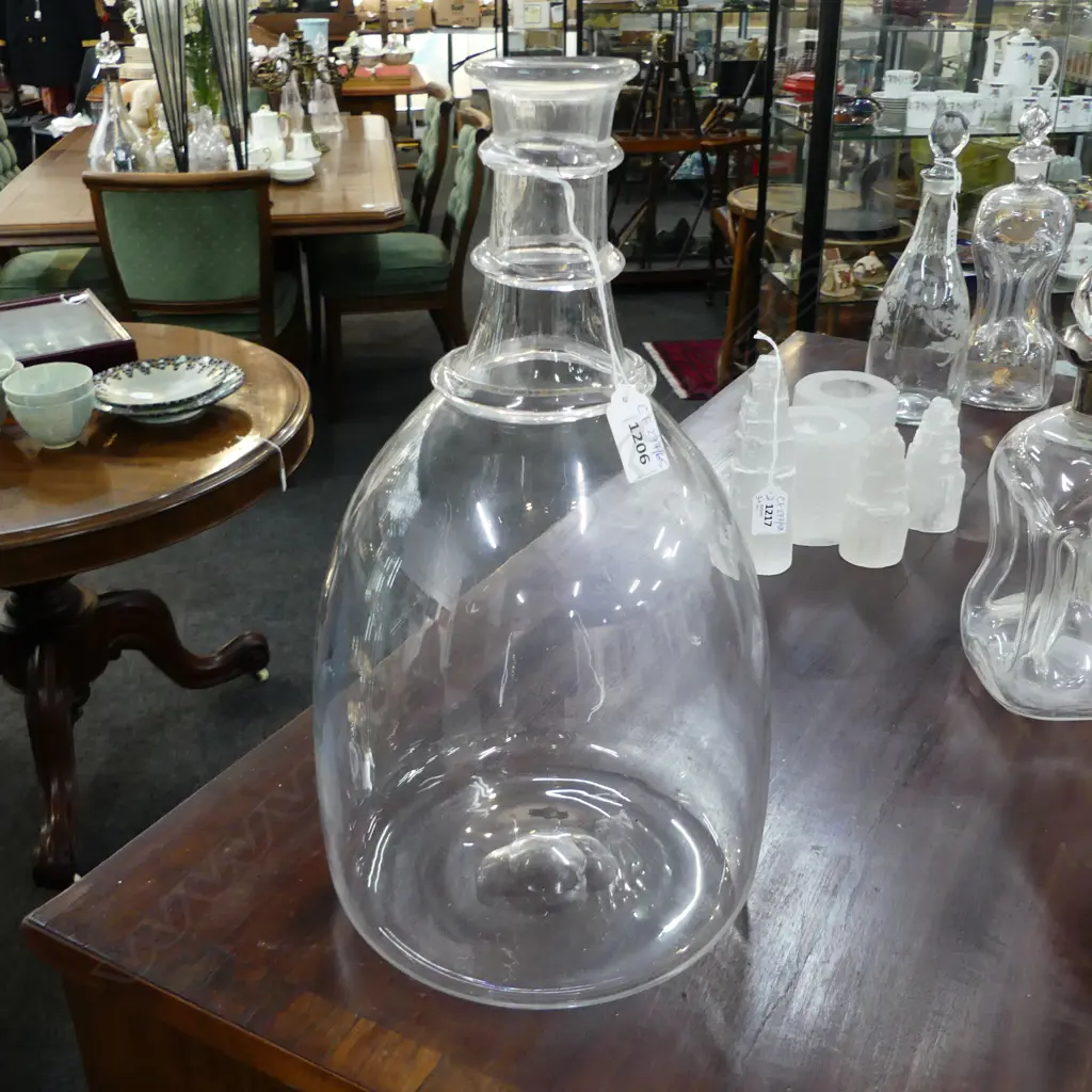 LG CRYSTAL DECANTER w. 3 RING NECK & PONTIL H.370mm Image 1++