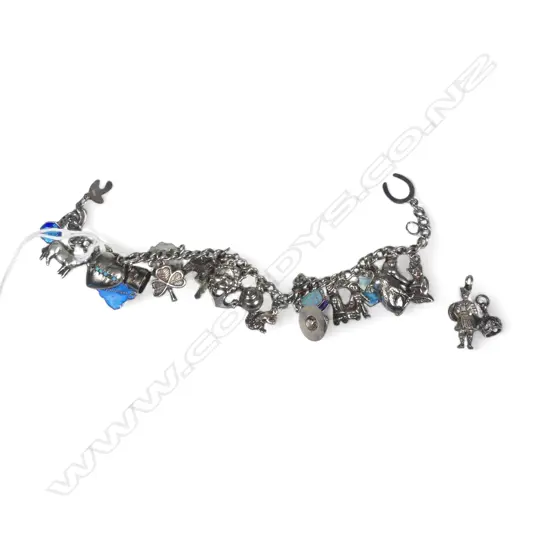 S/SILVER CHARM BRACLET 39G