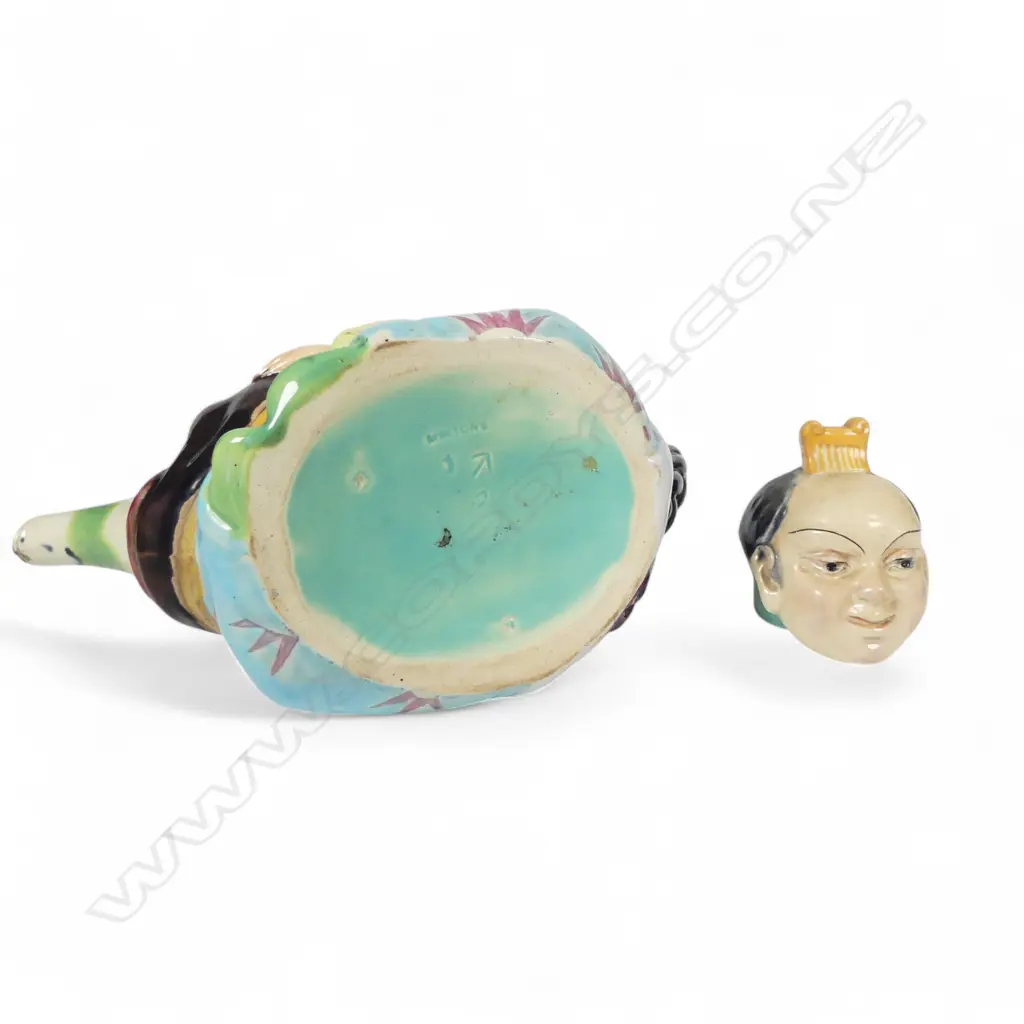 VICT MINTON CHINA FIGURAL TEAPOT CHIP TO LID H130MM Image 1++
