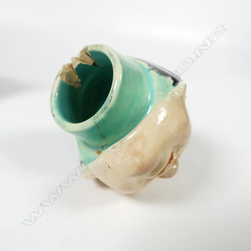 VICT MINTON CHINA FIGURAL TEAPOT CHIP TO LID H130MM Image 1++