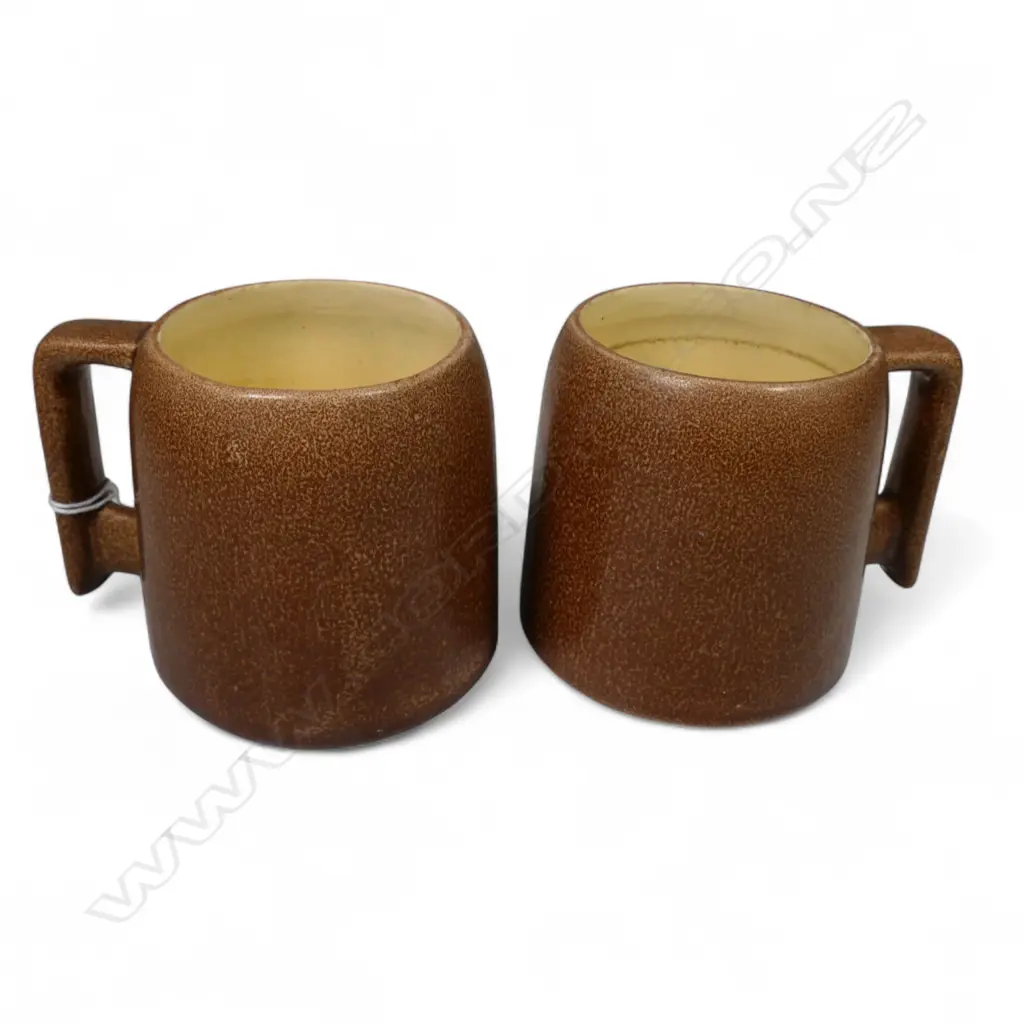 2 OC STEPHANS STUDIO POTTERY MUGS Image 1++