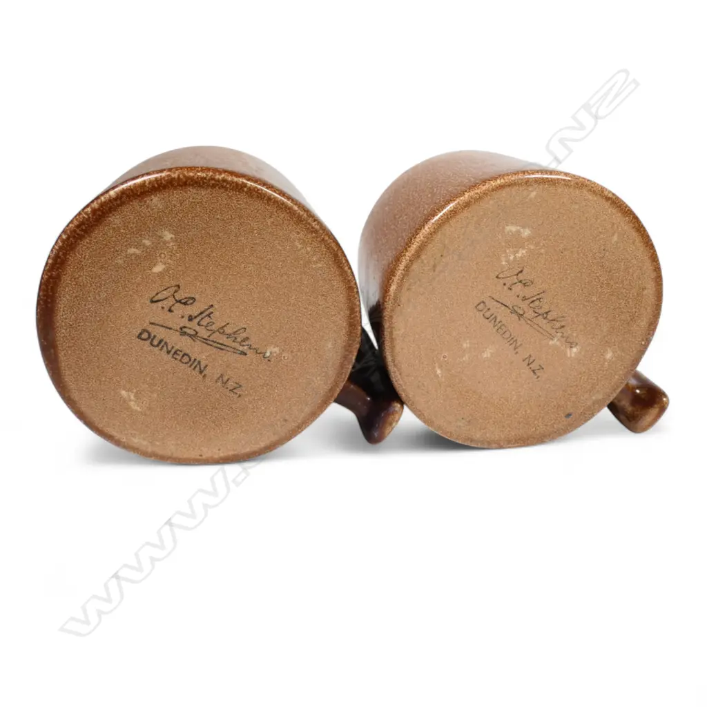 2 OC STEPHANS STUDIO POTTERY MUGS Image 1++