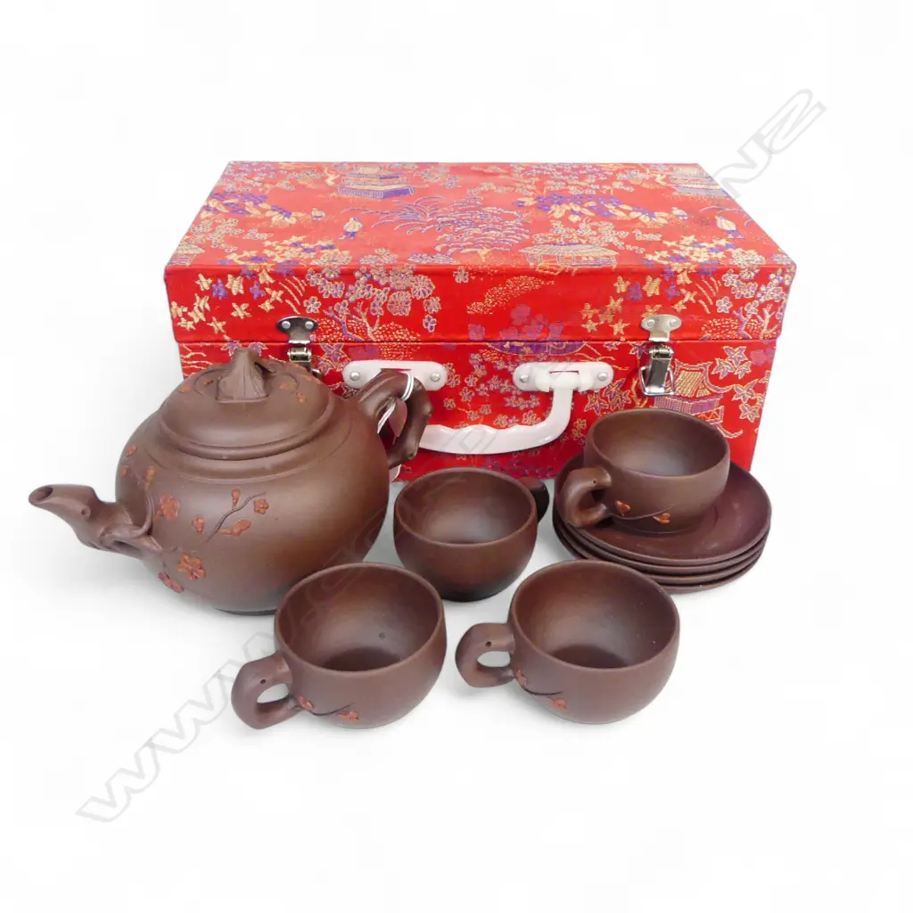 BOXED CHINESE YISING WARE TEASET Image 1++