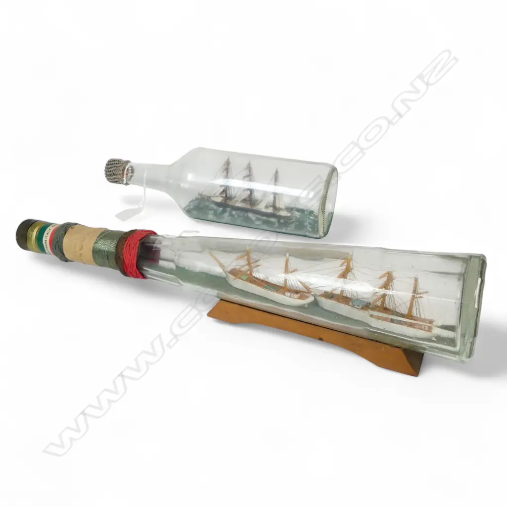 2 SHIPS IN BOTTLES L300MM SHORTEST Image 1++