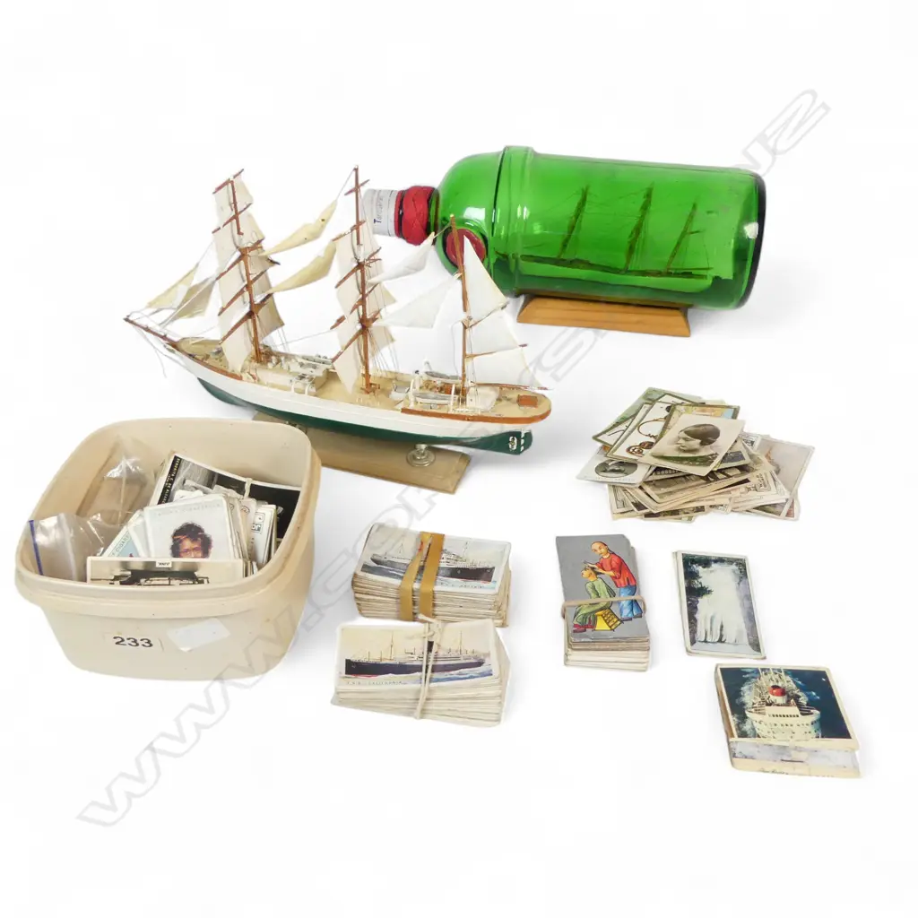 COLLECTION TABACO CARDS SHIP IN BOTTLE & MODEL SAILING SHIP L260MM Image 1++
