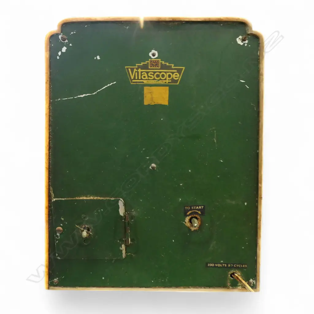 VINTAGE WHITE BAKERLITE MOVING SHIP CLOCK H350MM Image 1++