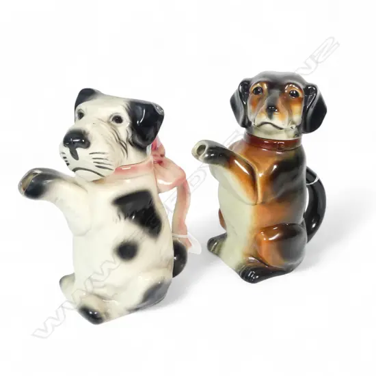 2 CHINA DOG TEAPOTS H200MM