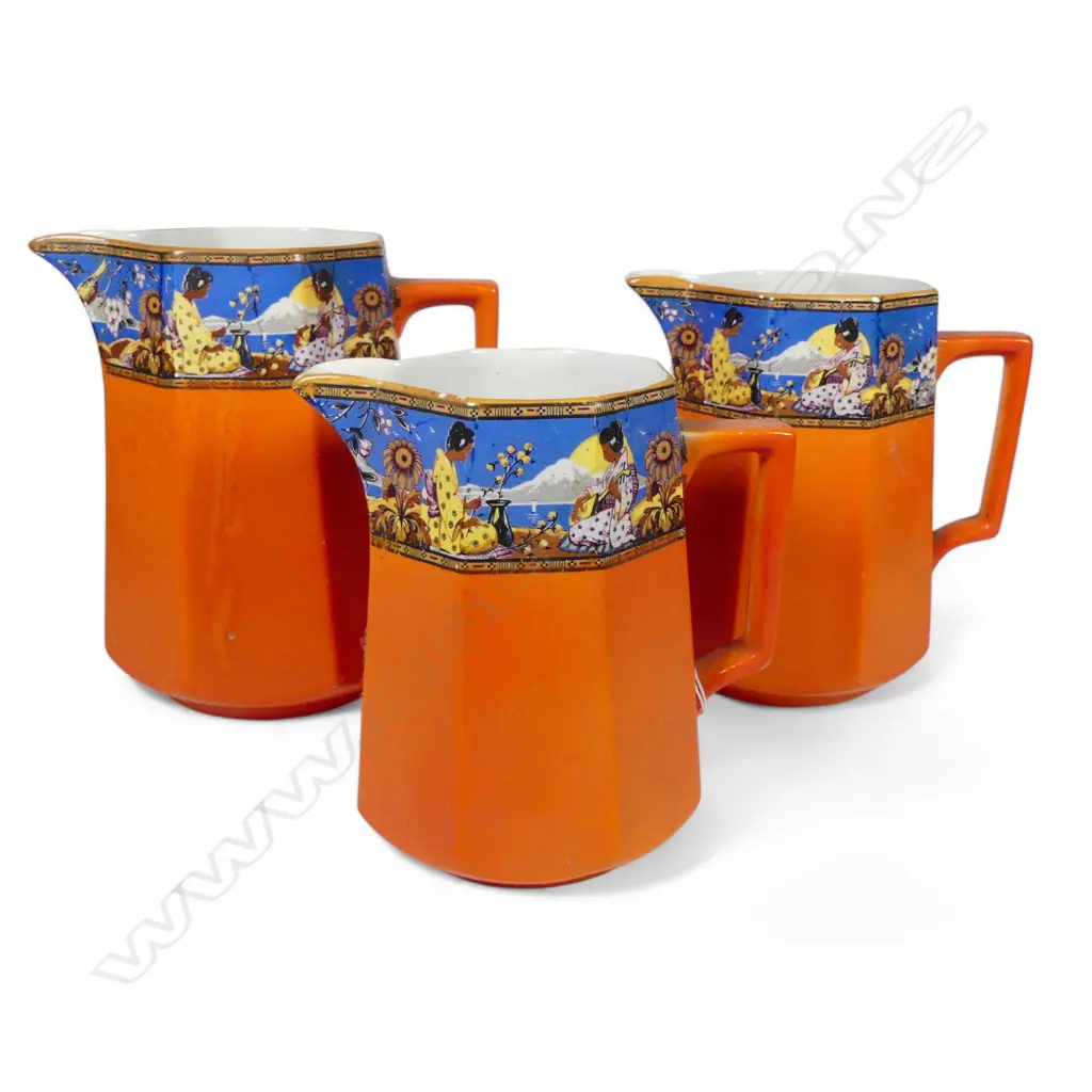 3 GREEN & CO GRADUATED JUGS H170 TALLEST Image 1++