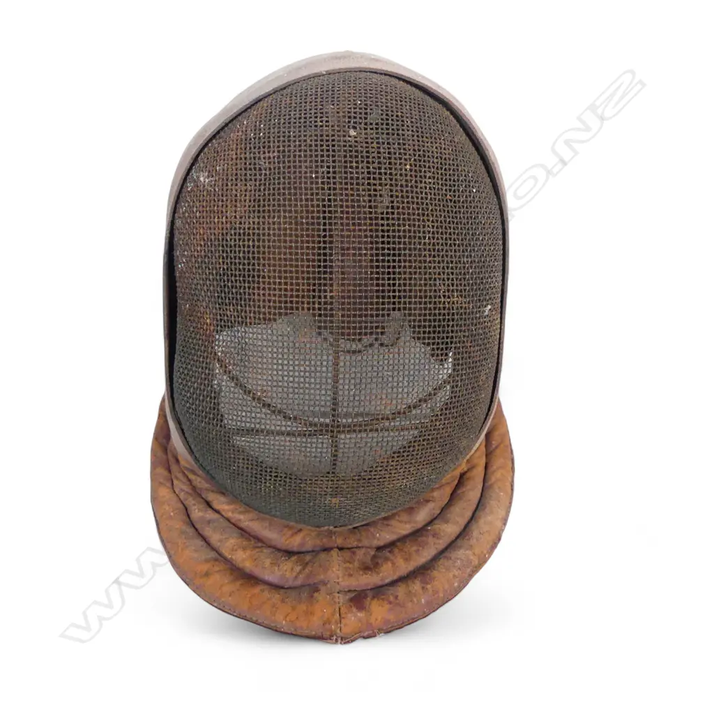 VINTAGE LEATHER FENCING FACE MASK L380MM Image 1++