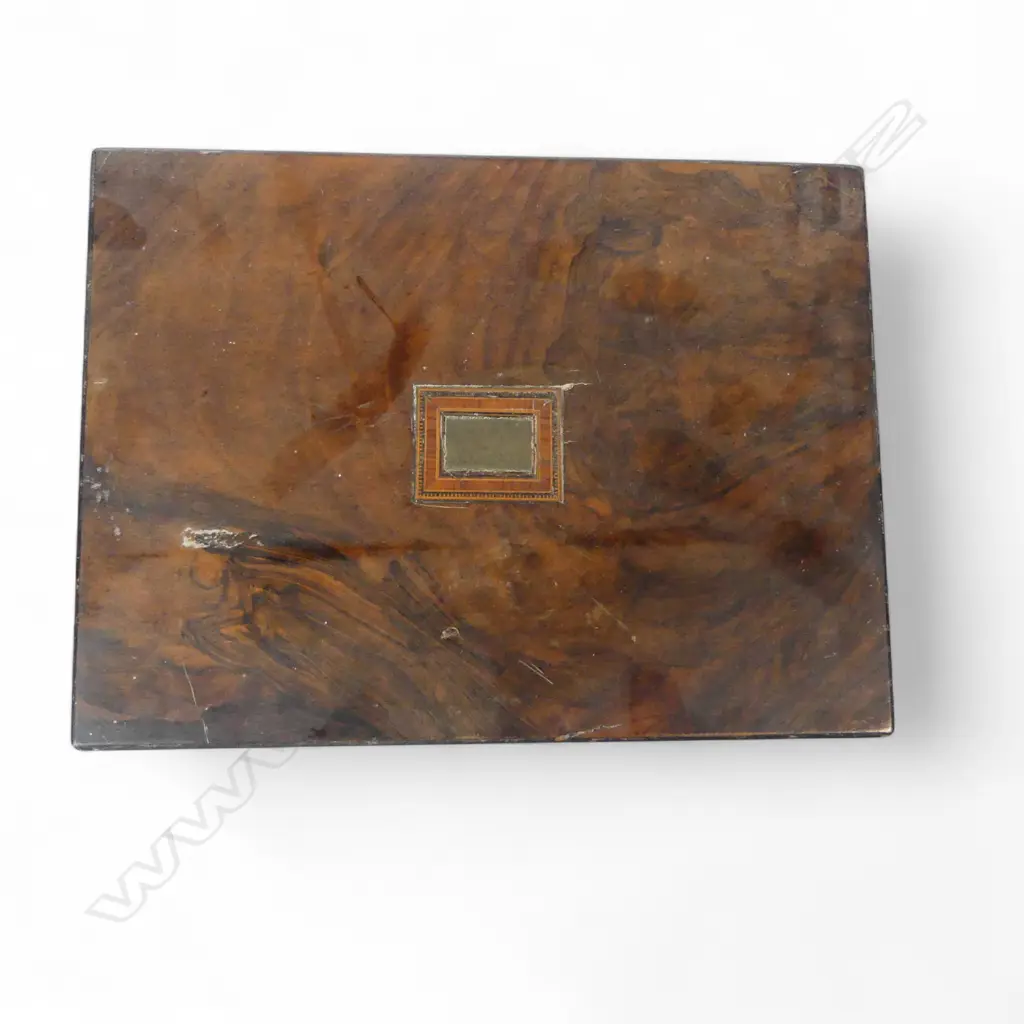 VICT WALNUT BOXED WRITING SLOPE L300 W230MM Image 1++