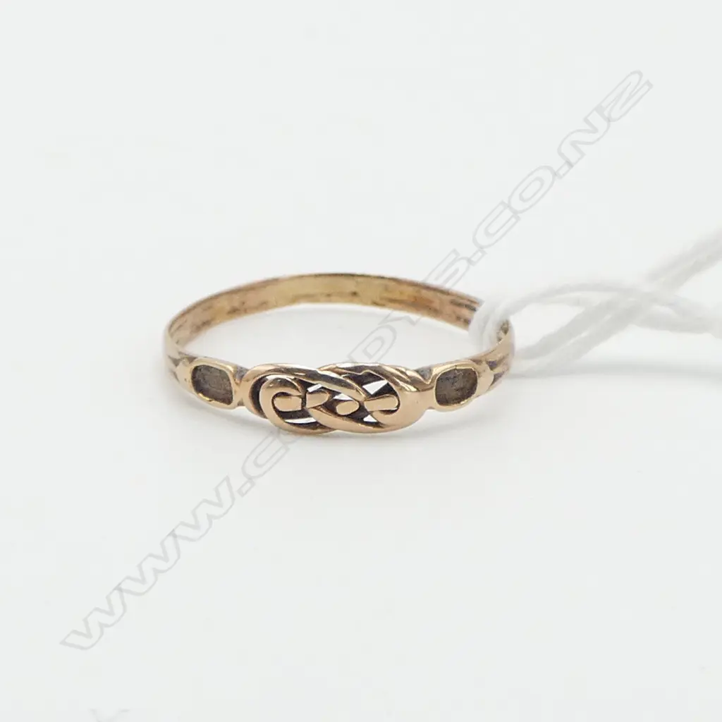 9ct ROSE GOLD CELTIC KNOTT BAND RING 0.83gms SIZE M Image 1++