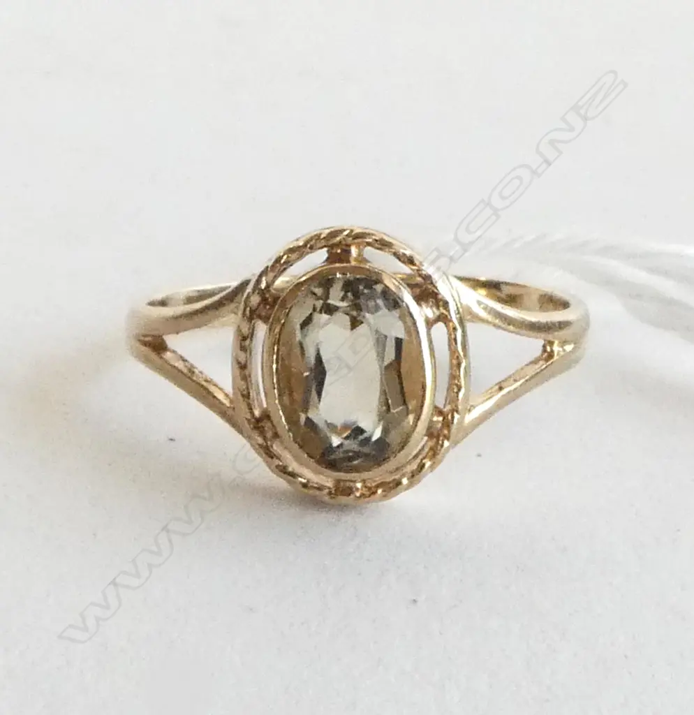 9ct GOLD & CITRINE RING 1.7gms SIZE L Image 1++