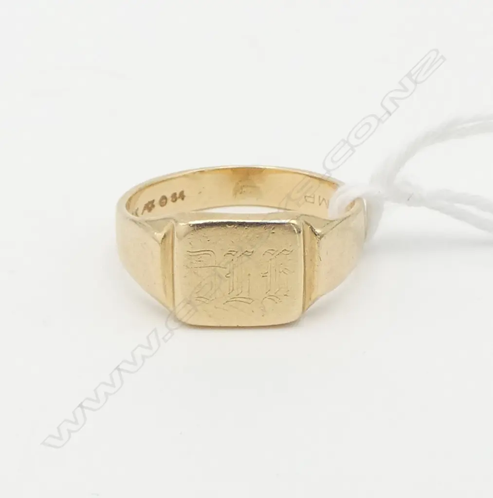 14ct YELLOW GOLD SIGNET RING 4.6gms SIZE P Image 1++