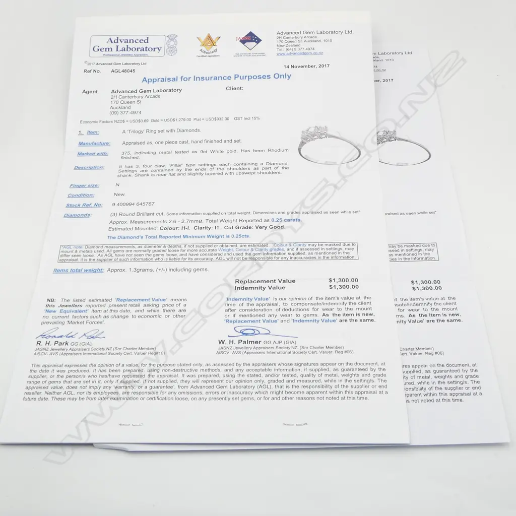 **RTV** 9ct W/GOLD & ROUND BRILLIANT CUT DIAMOND 'TRILOGY' RING, colour H-I, size N, 1.31gms Image 1++