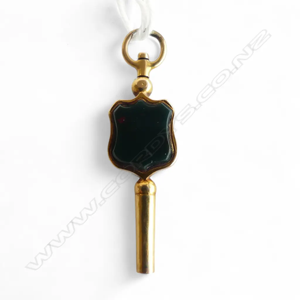 15ct BLOODSTONE & AGATE POCKET WATCH KEY, 2.6gm (tested) Image 1++