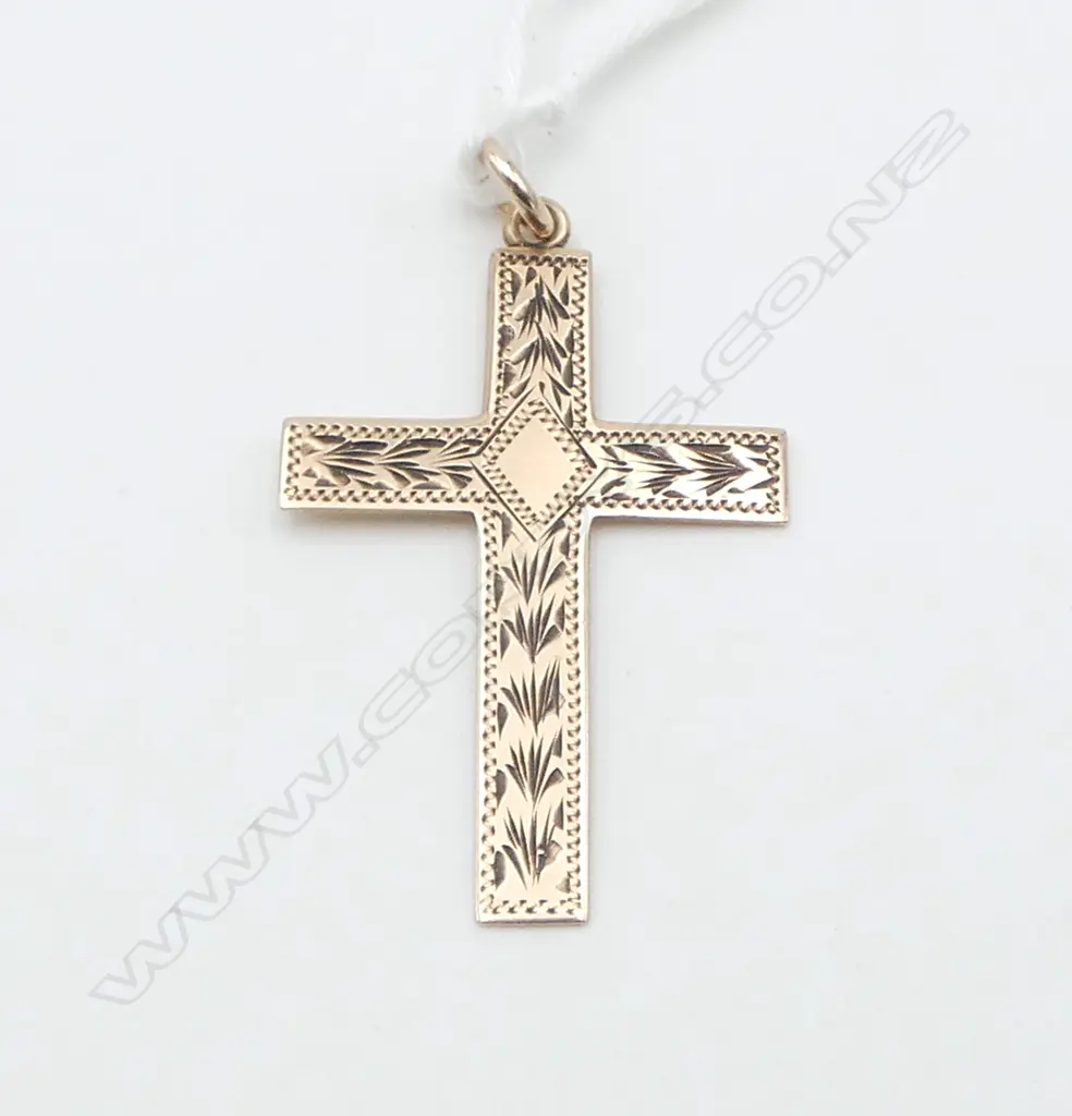 VINTAGE 9ct ROSE GOLD ENGRAVED CROSS PENDANT 1.88gms Image 1++