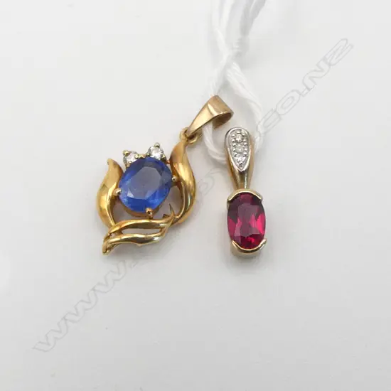 2 9ct GOLD & GEM SET PENDANTS 1.88gms