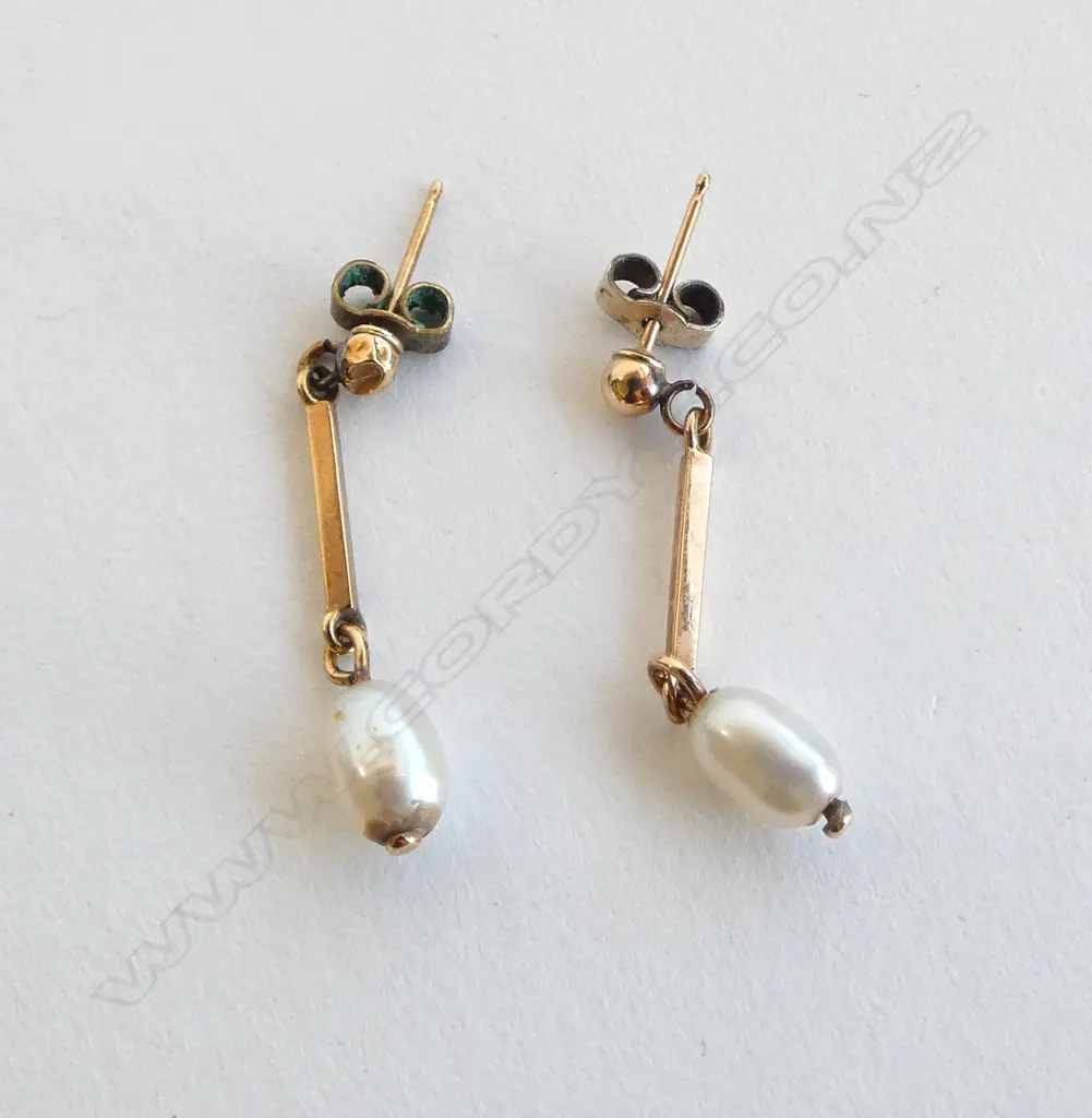 PR 9ct GOLD & PEARL DROP EARRINGS rolled gold butterflies 1.3gms Image 1++