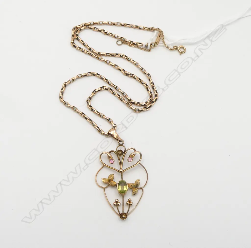 c.1900 EDWARDIAN 9ct GOLD GEM SET PENDANT ON CHAIN L.420mm 7.8gms Image 1++