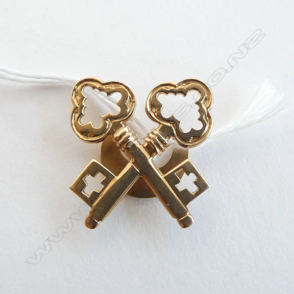 9CT MEDAL 4gms Image 1++