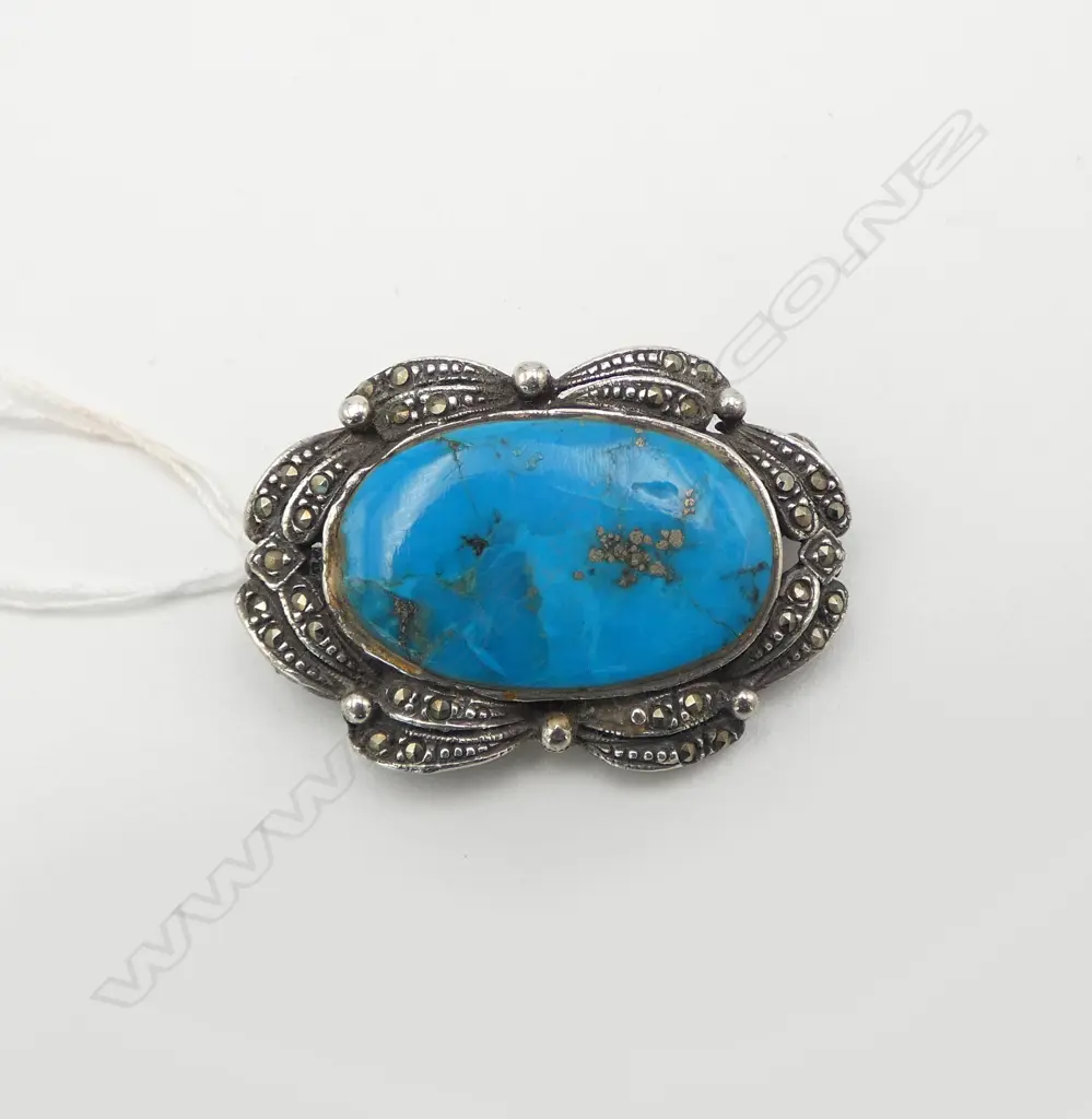 USA ARIZONA TURQUOISE BROOCH in crafted silver mount with marcasites Image 1++