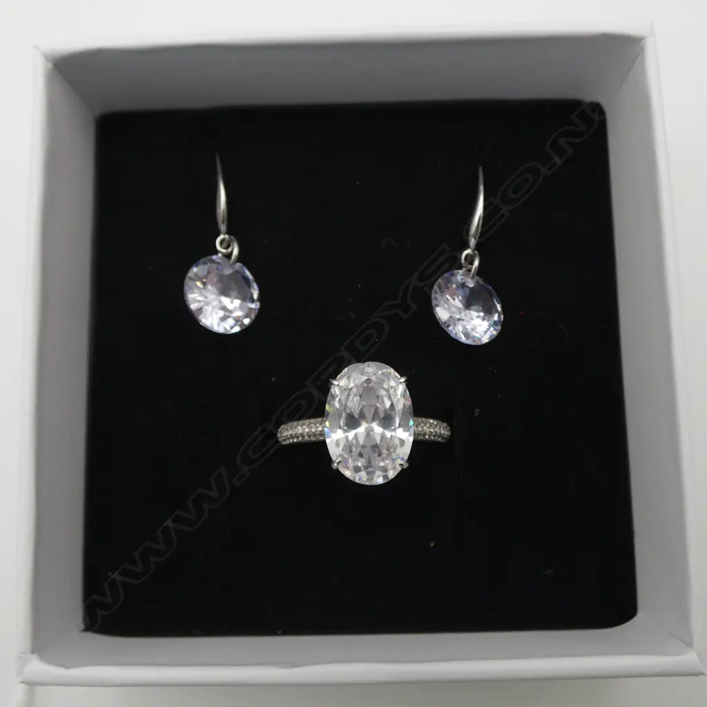 SILVER SET CZ RING & EARRING SET, SIZE S Image 1++