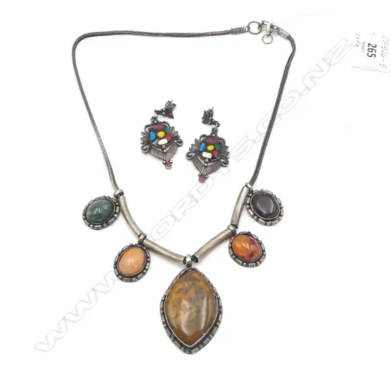 TIBETAN SILVER & MOSS AGATE NECKLACE & PR DROP EARRINGS