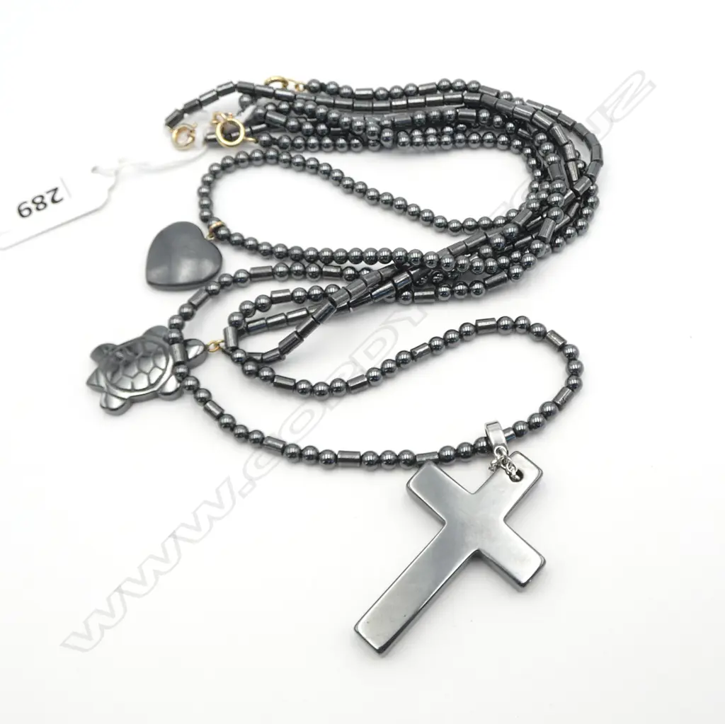 ASST. HAEMATITE PENDANT NECKLACES Image 1++