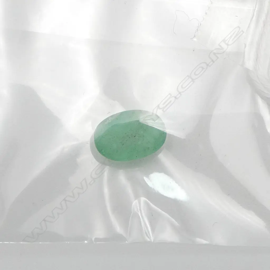 OVAL CUT EMERALD (inclusions) Image 1++