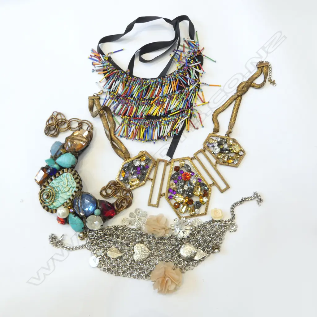 4 SUBSTANTIAL COSTUME NECKLACES Image 1++