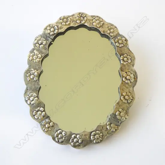 ANTIQUE SILVER REPOUSSE HAND MIRROR EGYPT OR TURKISH HALLMARKS, L.145MM