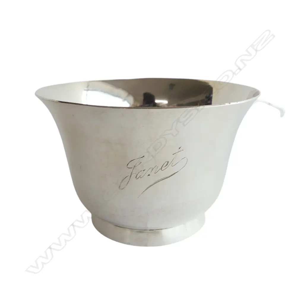 HEAVY FLARED SILVER BOWL Birmingham 1935 (Silver Jubilee Geo.V mark) 163gms Image 1++