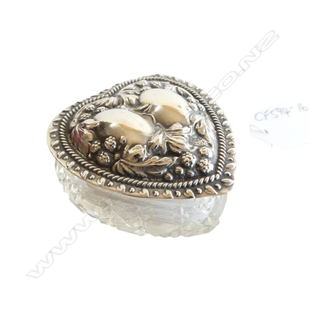 EDWARDIAN emboseed SILVER TOPPED & CUT CRYSTAL heart form TRINKET BOX Birmingham 1906 Image 1++