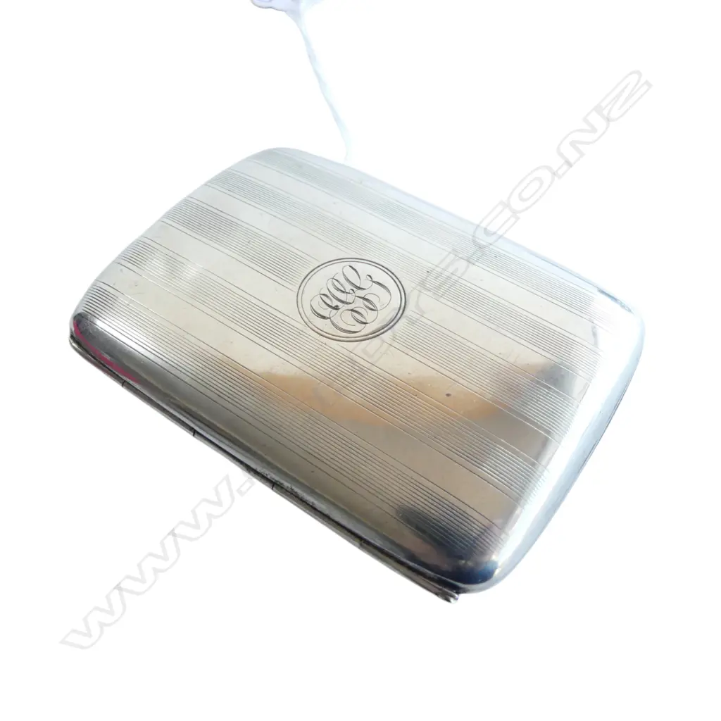 SILVER CIGARETTE CASE Birmingham 1918 lineal machine engraving. 80gms Image 1++