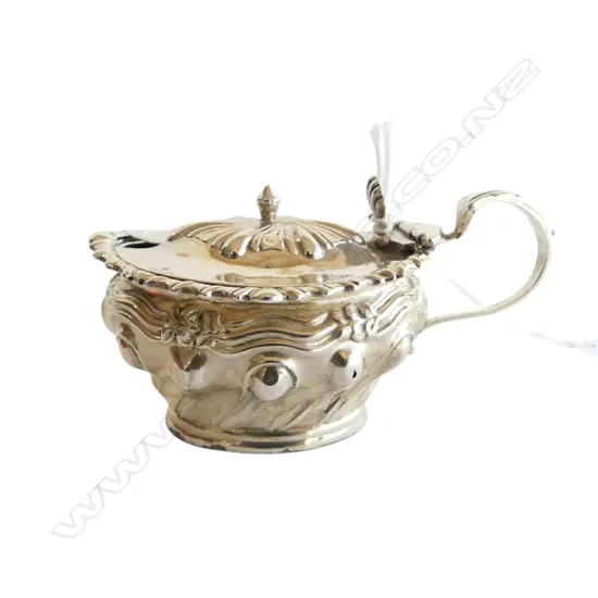 SILVER MUSTARD POT LIDDED London 1898 60gms. With Bristol blue glass liner