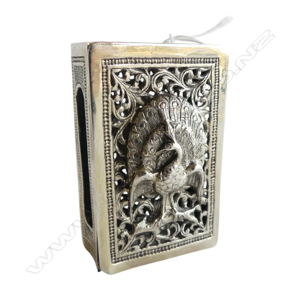 INDIAN SILVER MATCHBOX COVER with peacock to the front 30gms Image 1++
