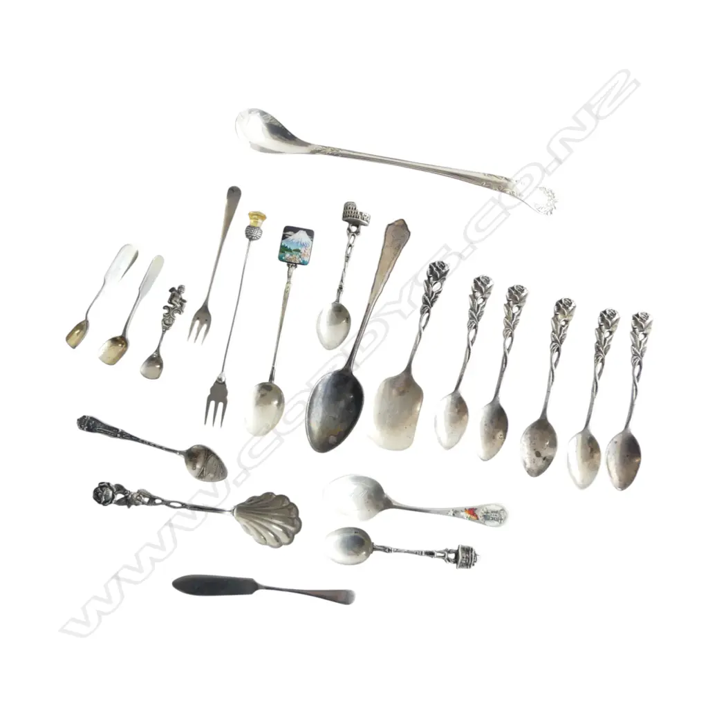 ASST. SILVER CUTLERY, 202gms Image 1++