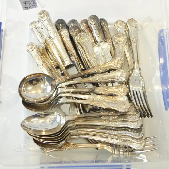 SHEFFIELD ENGLAND approx. 12 PLACE SETTING KING'S PATTERN SILVER PLATE CUTLERY