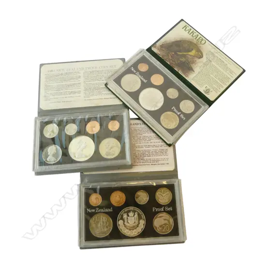 3 NEW ZEALAND COIN ISSUE SETS 50th ANN. 1933-83, KAKAPO 1986 & 1984 SET, .925 SILCER DOLLAR EACH SET approx.115.125gms