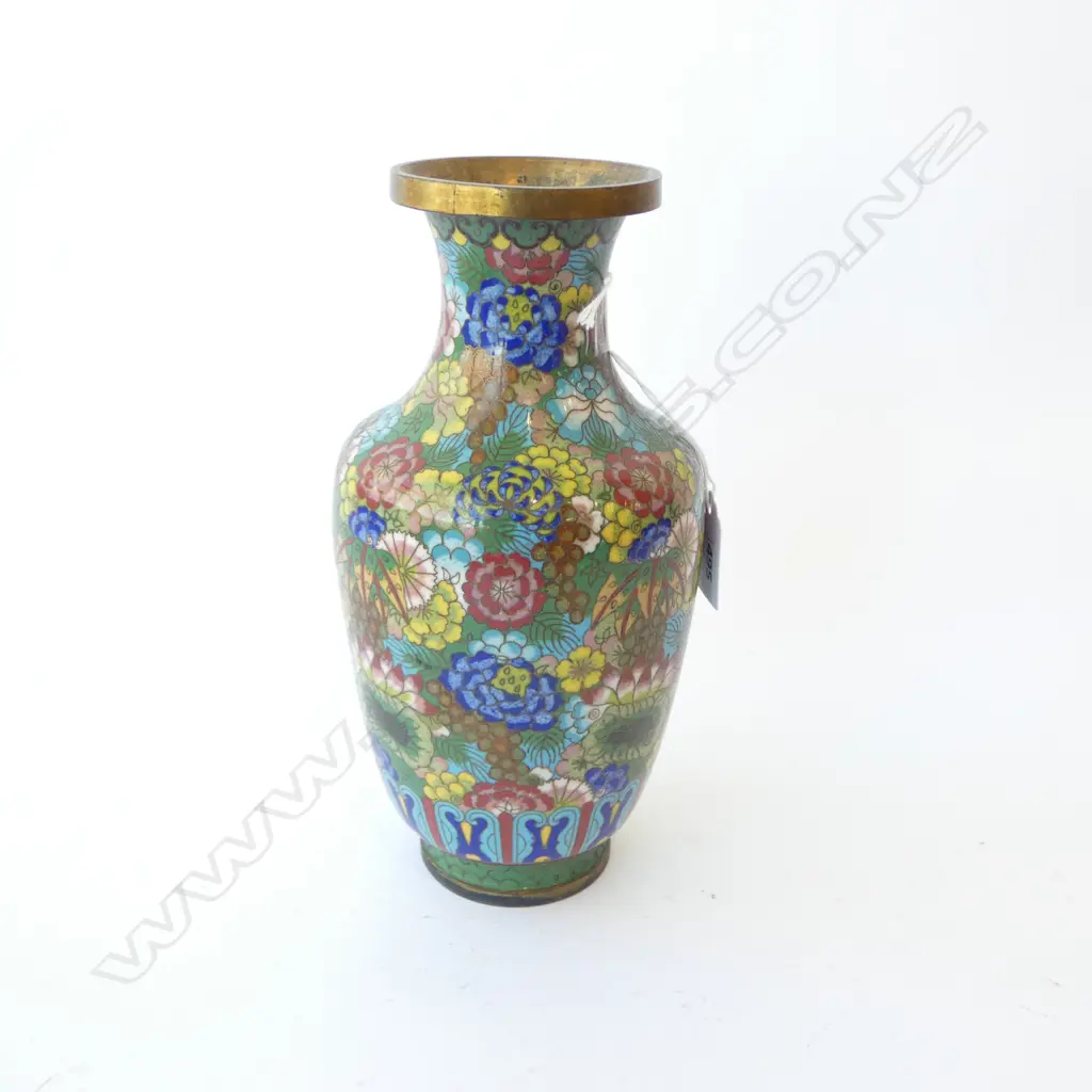 CHINESE CLOISONNE VASE H.230mm (Small dent to side) Image 1++