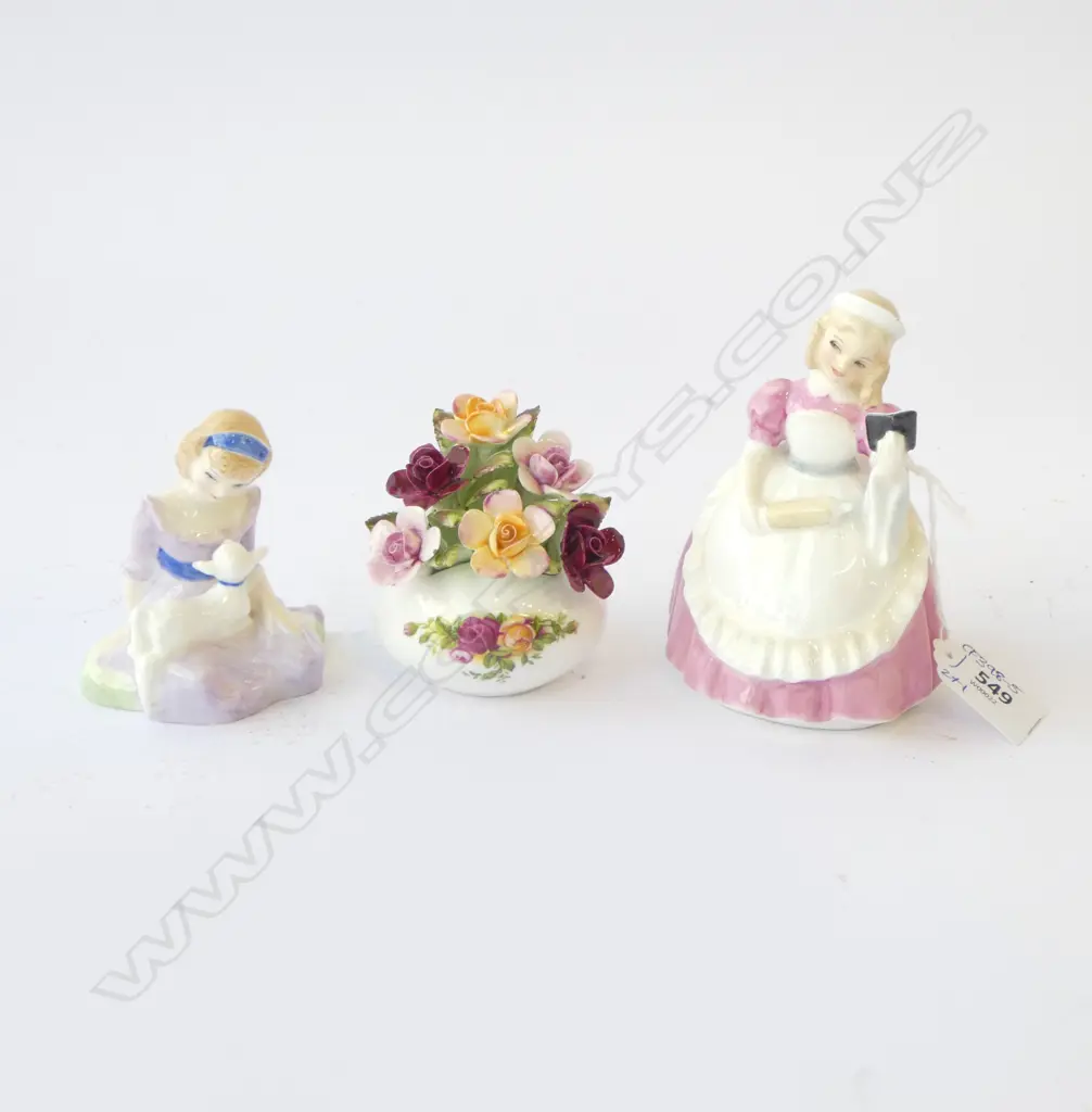 2 ROYAL DOULTON FIGURES + ROYAL ALBERT POSY Image 1++