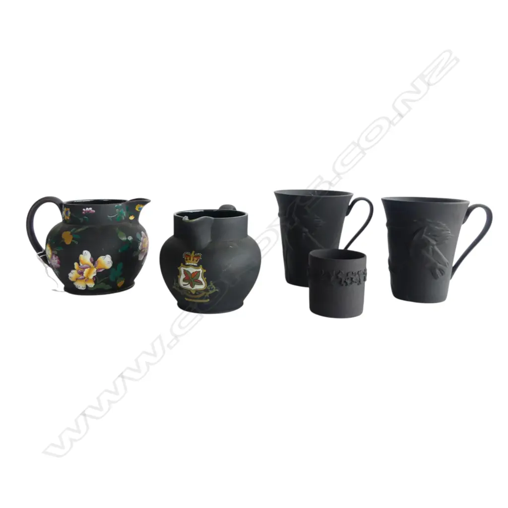 5 PCES WEDGWOOD BLACK JASPER WARE H.110mm including 250yr anniversary Image 1++